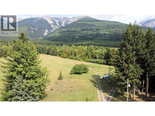 13490 Bunbury Road, Dunster, BC 