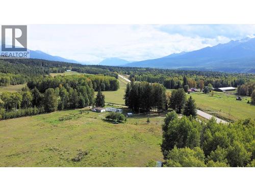13490 Bunbury Road, Dunster, BC 