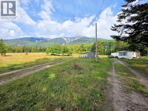 13490 Bunbury Road, Dunster, BC 