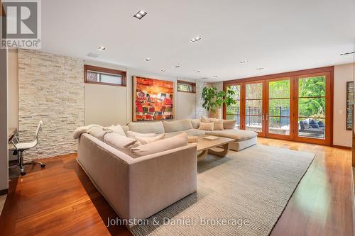 24 Glenview Avenue, Toronto, ON 