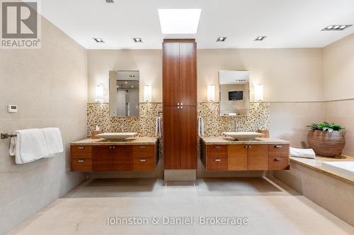 24 Glenview Avenue, Toronto, ON 