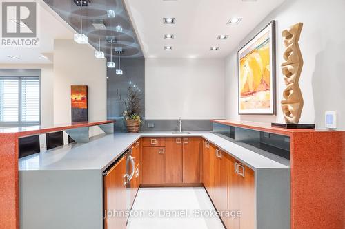 24 Glenview Avenue, Toronto, ON 