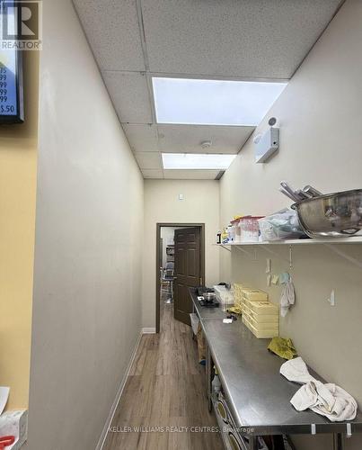17 King Street W, Oshawa, ON 