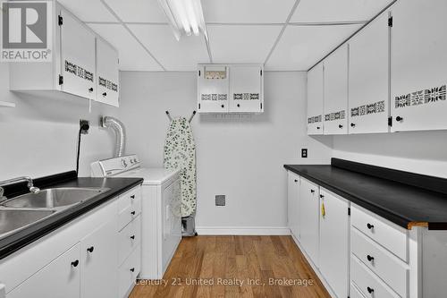 1696 Applewood Crescent, Peterborough (Monaghan Ward 2), ON 