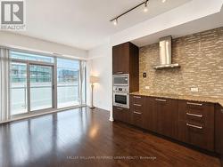 4309 - 14 YORK STREET Toronto, ON M5J 2Z2