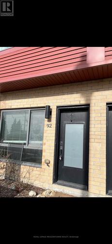92 - 369 ESSA ROAD E , Barrie, Ontario L4N 9C8 3