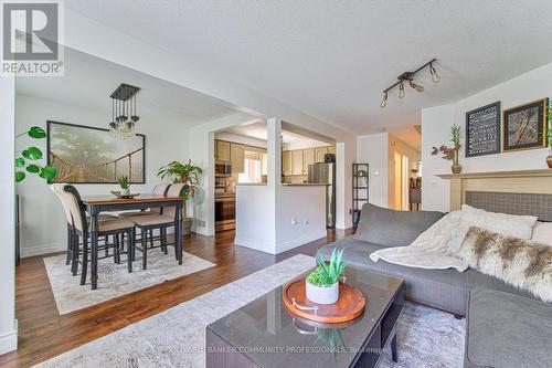 86 Chelsea Crescent, Hamilton, ON 
