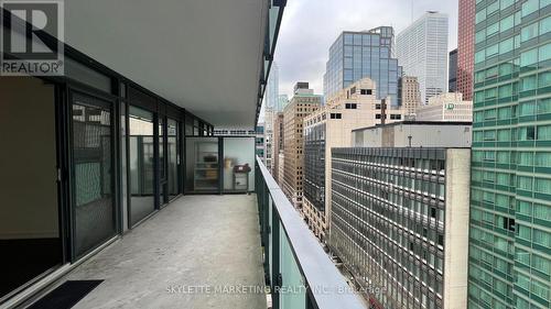 1011 - 25 Richmond Street E, Toronto, ON 