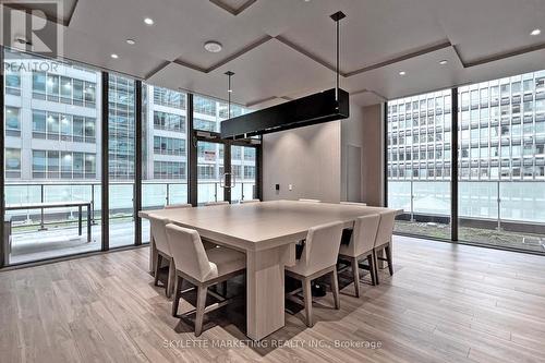 1011 - 25 Richmond Street E, Toronto, ON 
