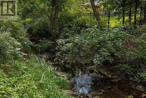 1242 Donlea Crescent, Oakville, ON 
