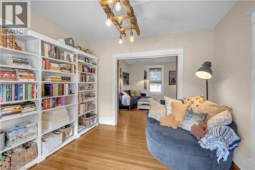 17 Alexander Avenue, Paris, ON 