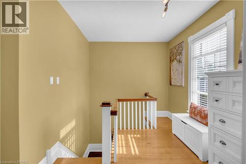 17 Alexander Avenue, Paris, ON 