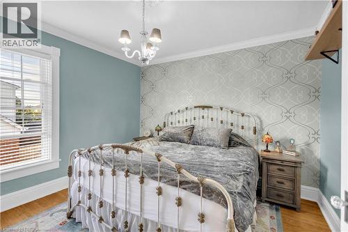 17 Alexander Avenue, Paris, ON 