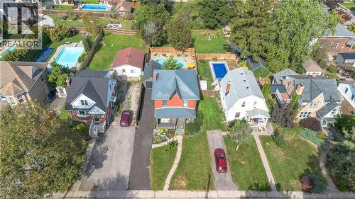 17 Alexander Avenue, Paris, ON 