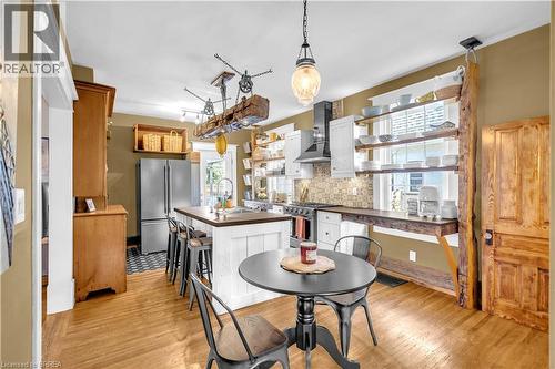 17 Alexander Avenue, Paris, ON 