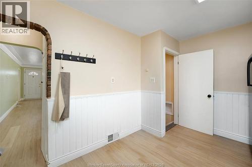 986 Eastlawn Avenue, Windsor, ON 