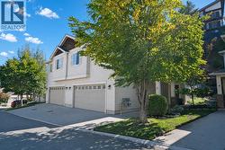 2175 Shannon Ridge Drive Unit# 5 West Kelowna, BC V4T 2L1