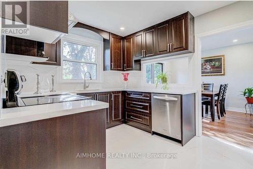 32 Lauralynn Crescent, Toronto, ON 