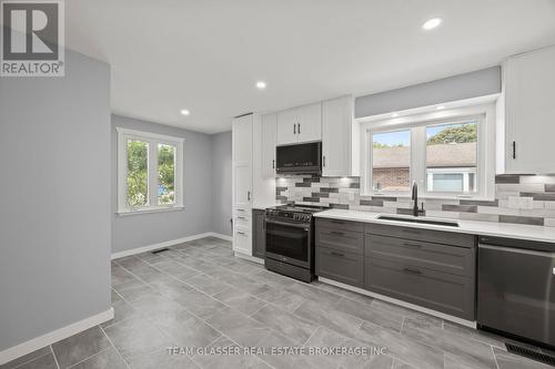 6 Heath Place, London South (South T), ON 