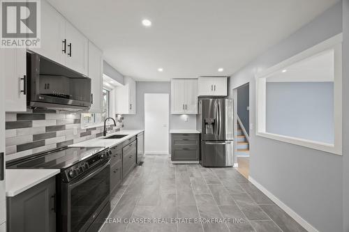 6 Heath Place, London South (South T), ON 