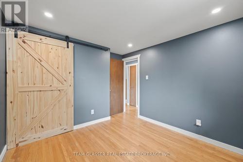 6 Heath Place, London South (South T), ON 