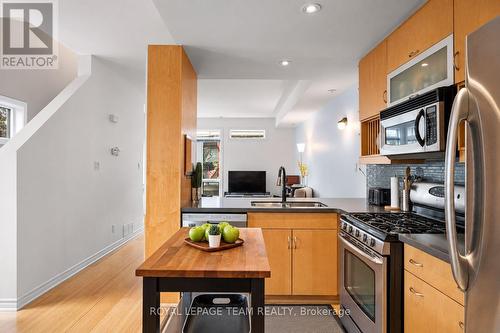B - 92 Holland Avenue, Ottawa, ON 