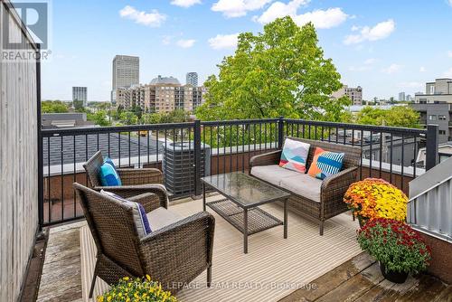 B - 92 Holland Avenue, Ottawa, ON 