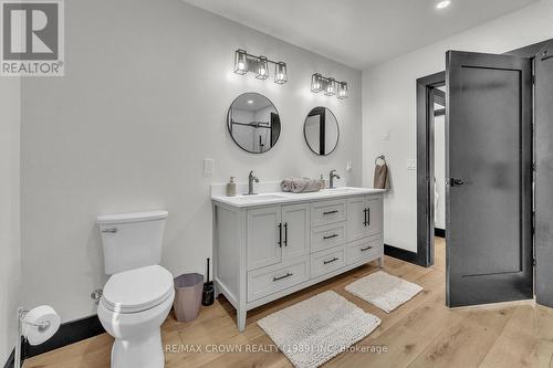 560 Pinecreek Crescent, Callander, ON 