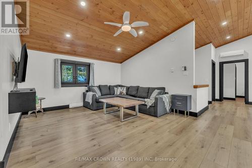 560 Pinecreek Crescent, Callander, ON 