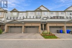 14 CORNERSIDE WAY Whitby, ON L1M 0L8