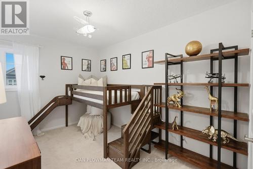 14 Cornerside Way, Whitby, ON 