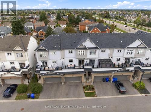 14 Cornerside Way, Whitby, ON 