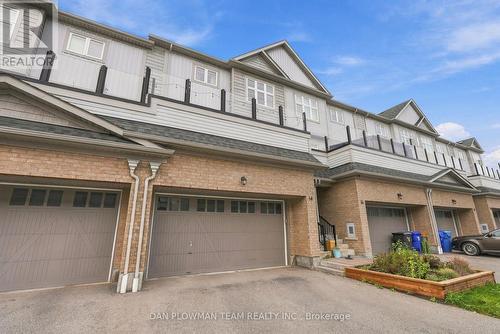 14 Cornerside Way, Whitby, ON 