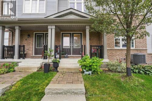 14 Cornerside Way, Whitby, ON 
