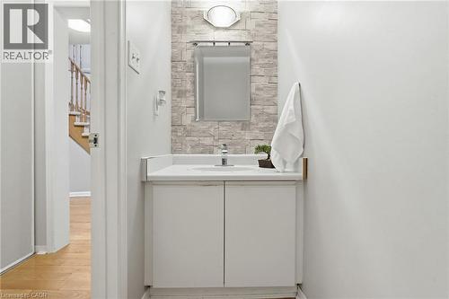 3193 Maderna Road, Burlington, ON 