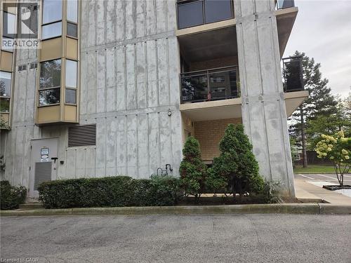 240 Quigley Road Unit# 201, Hamilton, ON 