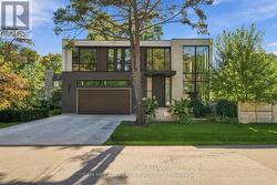 112 ELTON PARK ROAD Oakville, ON L6J 4C1