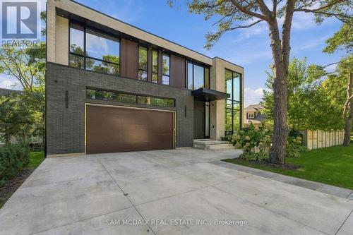 112 Elton Park Road, Oakville, ON 