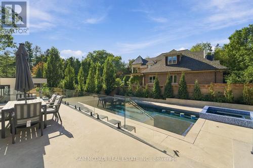 112 Elton Park Road, Oakville, ON 