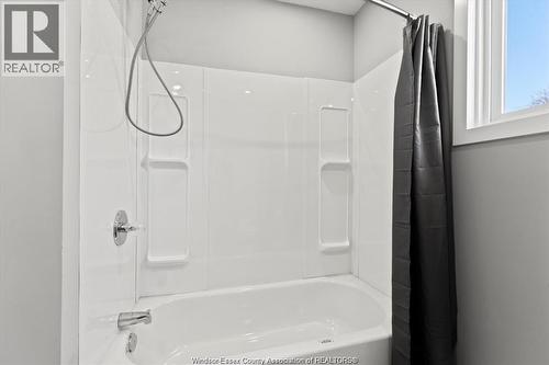 561 Chippawa Street, Windsor, ON 