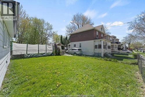 561 Chippawa Street, Windsor, ON 