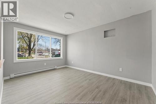 561 Chippawa Street, Windsor, ON 