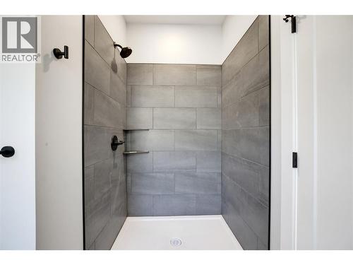 186 Salmon Arm Drive, Enderby, BC 