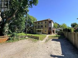 11 - 1 WAVERLEY PLACE London East (East F), ON N6B 2C3
