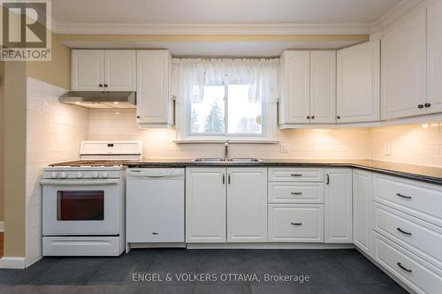 225 Pleasant Park Road, Ottawa, ON 
