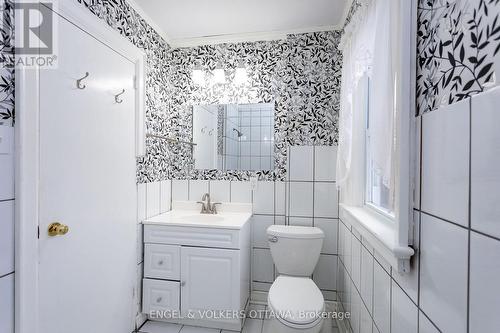 225 Pleasant Park Road, Ottawa, ON 