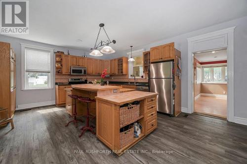 Kitchen - 100 Poole Street, Mcnab/Braeside, ON 