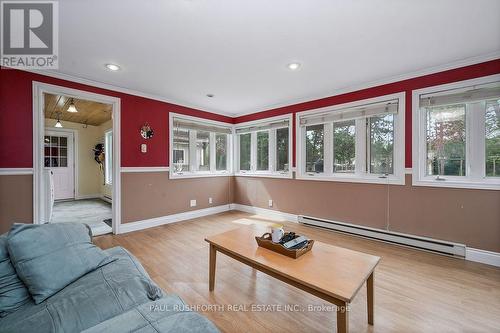 Mud Room - 100 Poole Street, Mcnab/Braeside, ON 