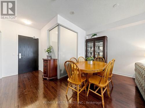 513 - 770 Bay Street, Toronto, ON 