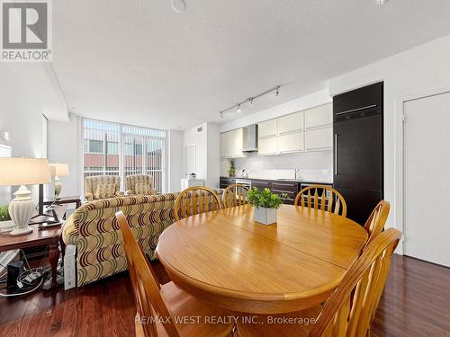 513 - 770 Bay Street, Toronto, ON 